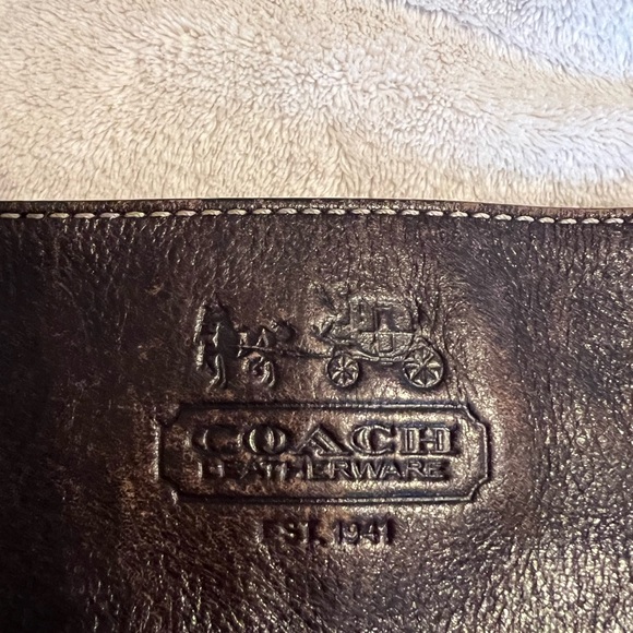 Coach Signature Large Zoe Hobo/Shoulder Bag in Khaki Outside Needs Cleaned - Picture 4 of 8